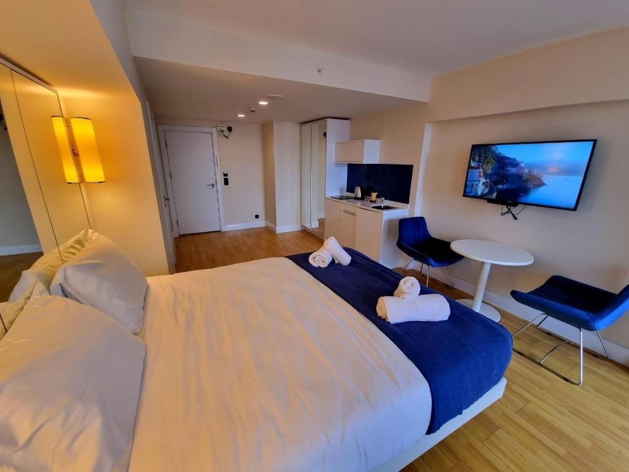 Orbi City Amazing Apartments Batumi Exterior foto