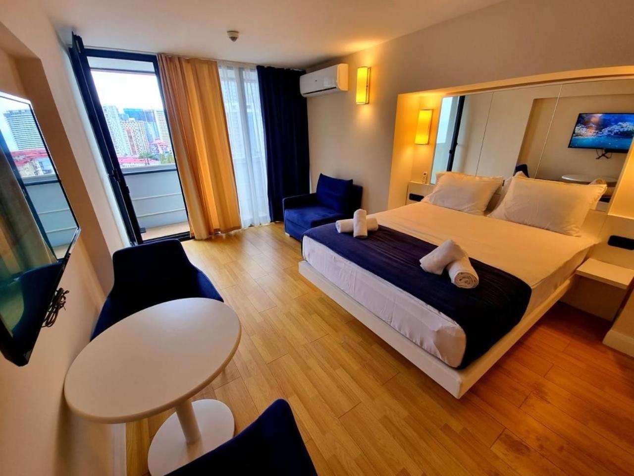 Orbi City Amazing Apartments Batumi Exterior foto
