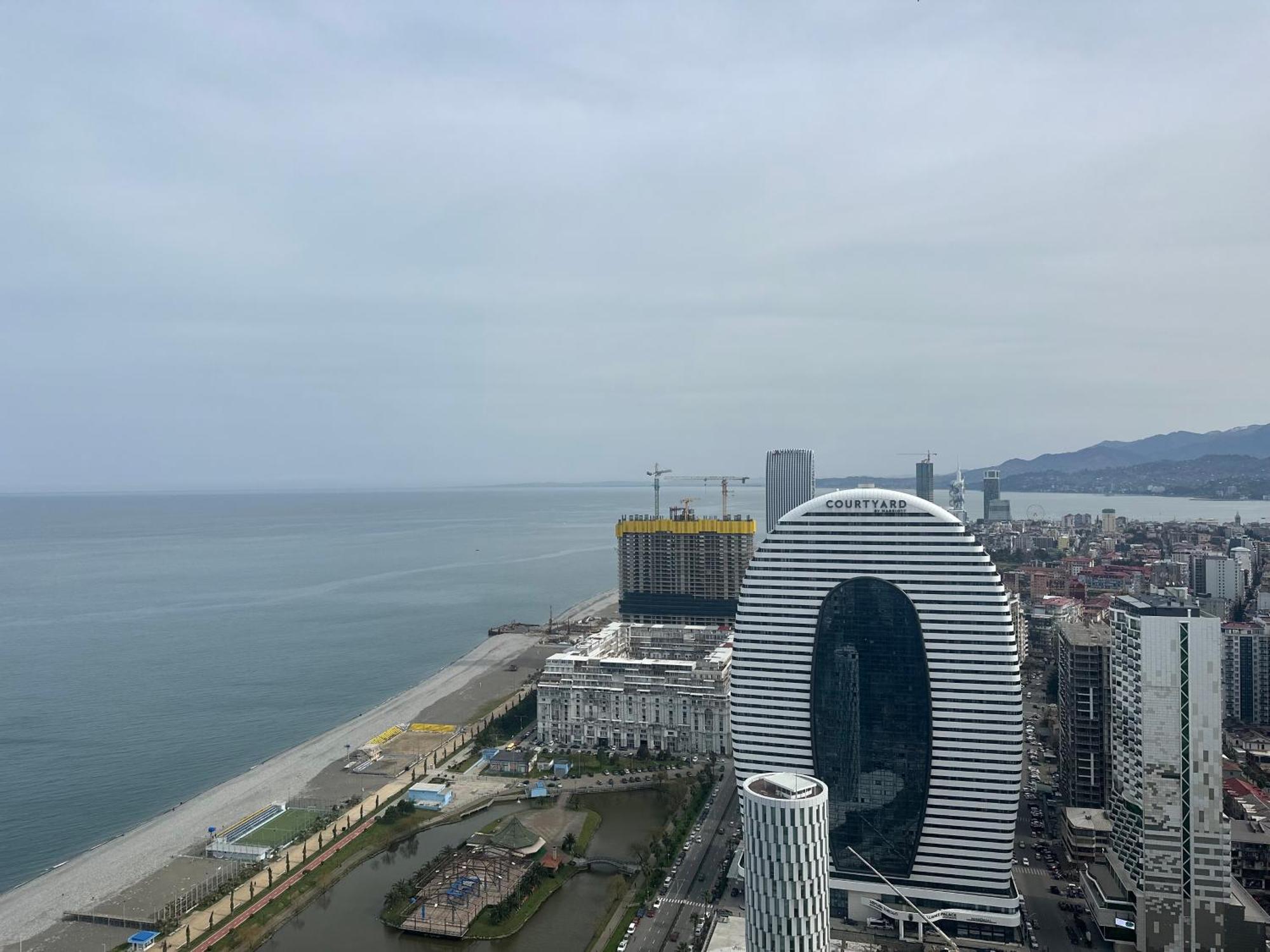 Orbi City Amazing Apartments Batumi Exterior foto