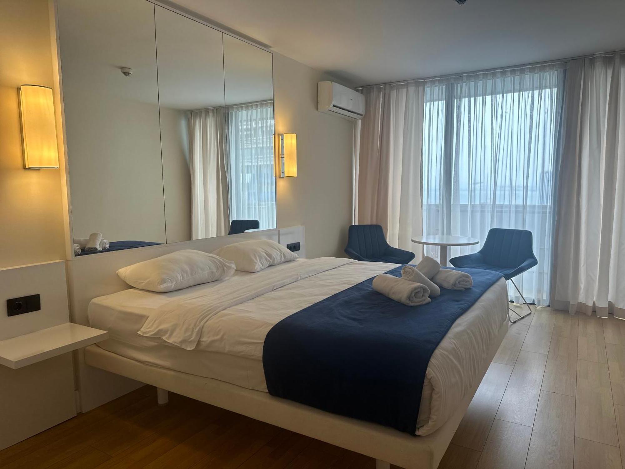 Orbi City Amazing Apartments Batumi Exterior foto